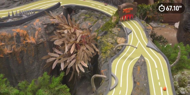 An image of Second sawblade and divided road layout